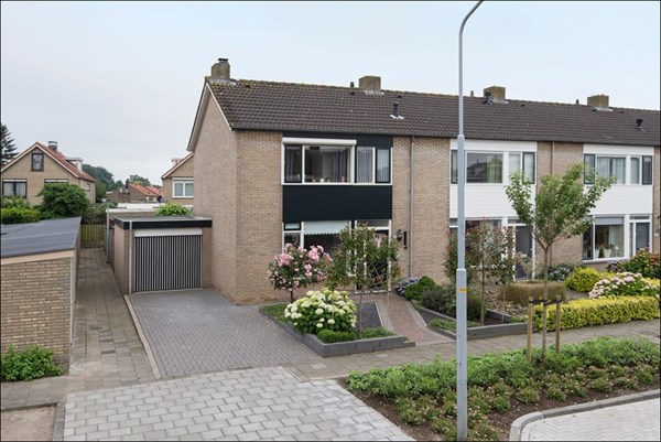 Seringenlaan 21, Vuren